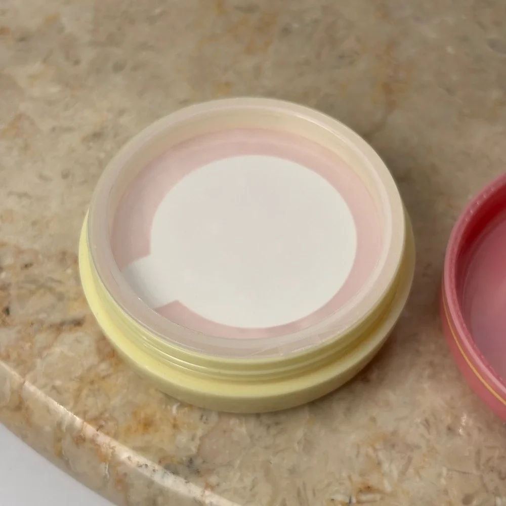 Besame Cosmetics Brightening Vanilla Rose Powder Translucent 0.21oz 6g New‎